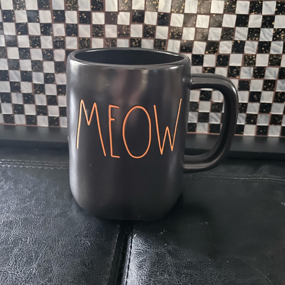 New Rae Dunn “MEOW” Mug